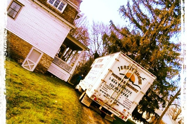 Moving and Delivery Car