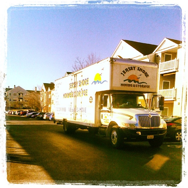 Tinton Falls Movers